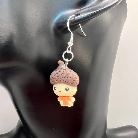 Acorn Earrings - Fall Acorn Head Earrings - Seasonal Earrings - Fall Earrings - Picture 10 of 10